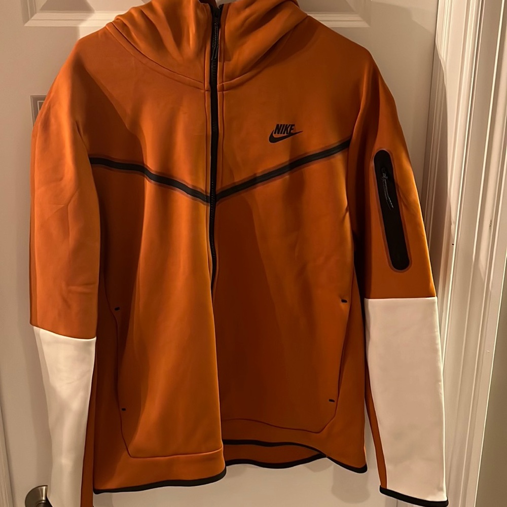 Mens Nike Tech Fleece Hoodie Size L worn once